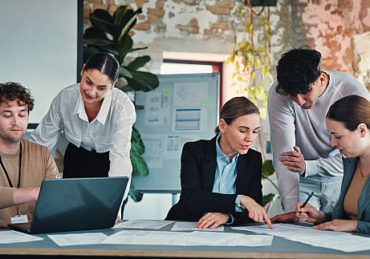 Dans un environnement digital de plus en plus concurrentiel, l’Animation Réseaux Sociaux Paris occupe une place stratégique