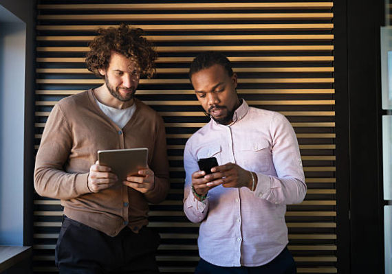 Les campagnes Google Ads Lyon doivent également intégrer des extensions d’annonce adaptées pour renforcer la visibilité et la crédibilité