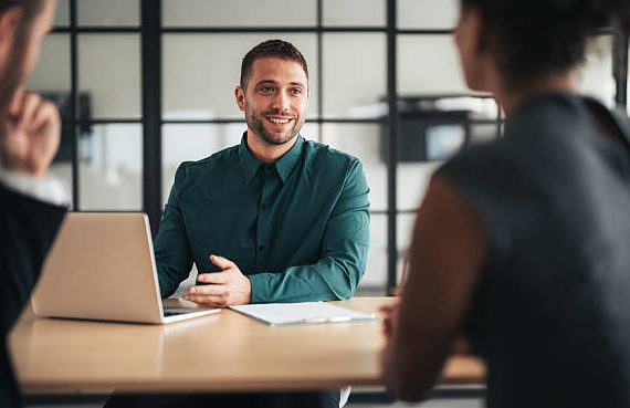 Dans le cadre des campagnes Google Ads Lyon, l’exploitation des données locales permet de comprendre les habitudes