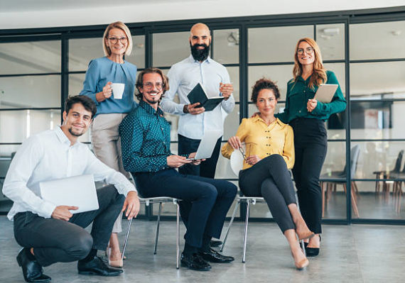 Dans le cadre des campagnes Google Ads Lyon, la précision des objectifs permet d’orienter chaque euro investi vers un résultat mesurable.