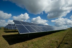 Nettoyage de panneaux solaires à Genève