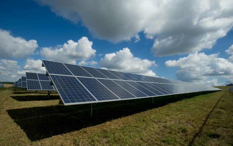Nettoyage de panneaux solaires à Genève