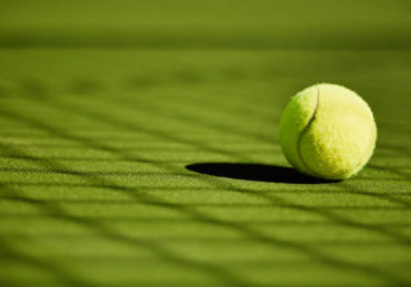construction court de tennis en gazon synthétique à Poitiers